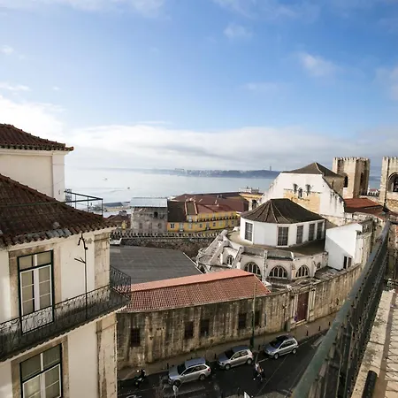 Akicity Alfama Radiant Apartment *