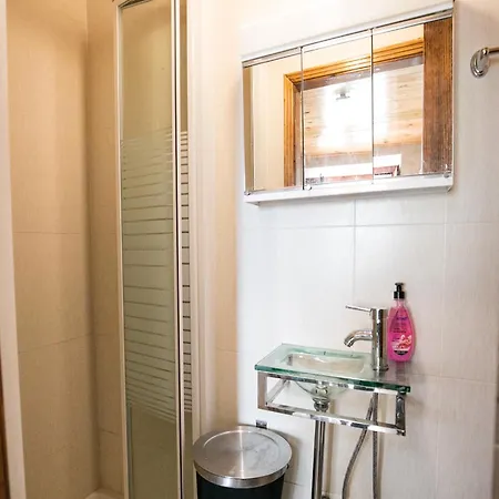 Akicity Alfama Radiant Lisbona